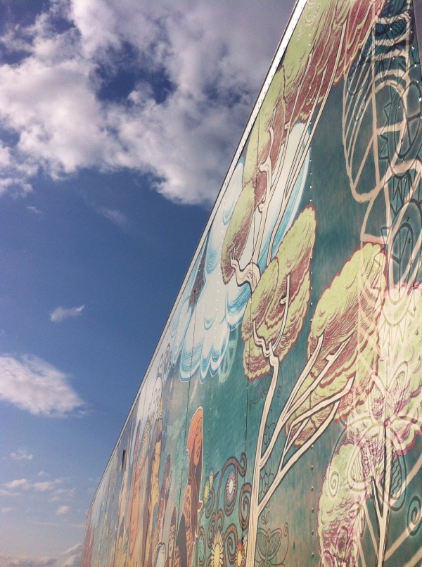 10 mom tips on how to survive Warped Tour.